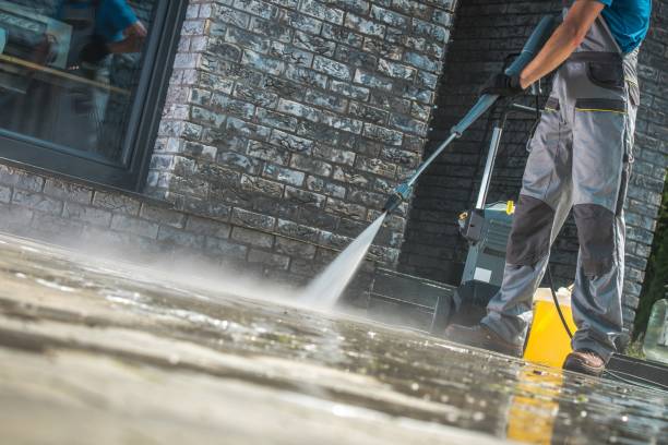 Best Pool Deck Cleaning  in Bluewell, WV